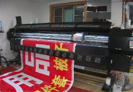 柳城喷绘广告分辨率是多少？