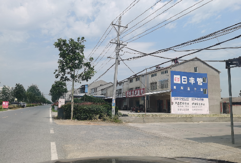 柳城如何能保证墙体广告的醒目性？